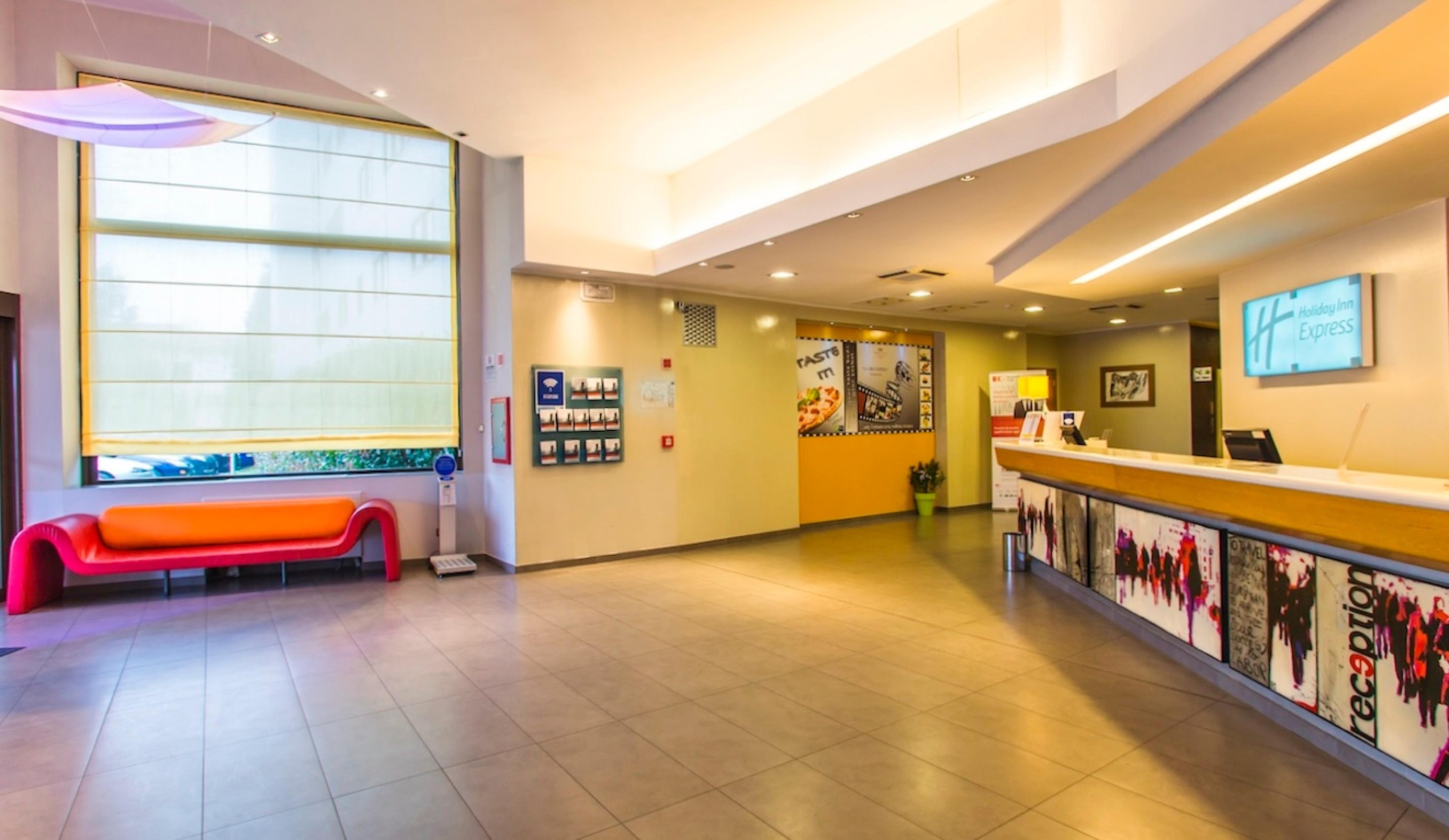 Holiday Inn Express Milan-Malpensa Airport By Ihg Somma Lombardo Kültér fotó